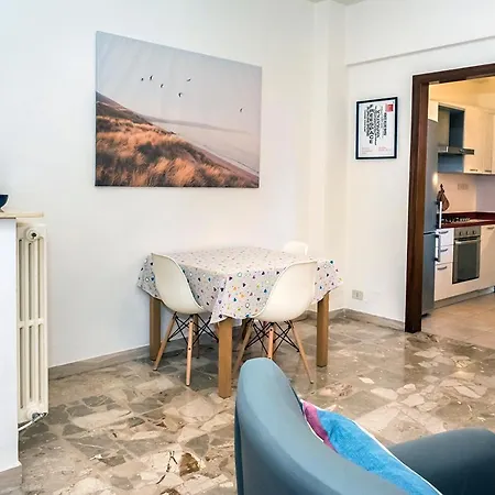 S177 - Sirolo, Trilocale In Centro Con Giardino Apartment