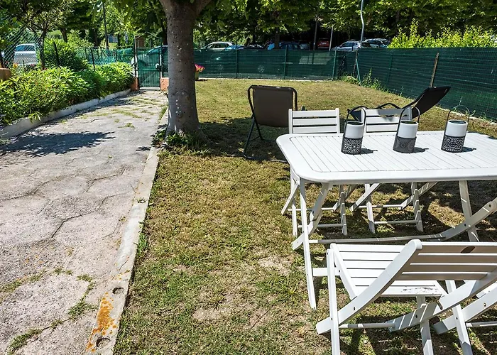 S177 - Sirolo, Trilocale In Centro Con Giardino Apartment Sirolo