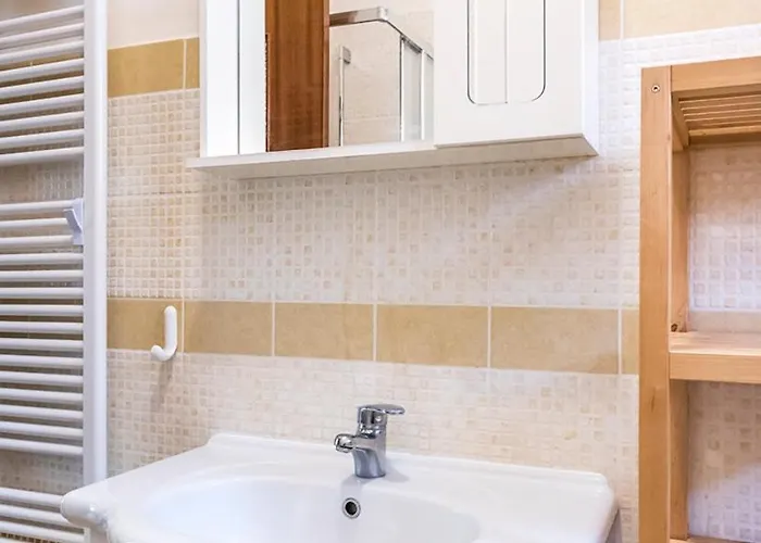 S177 - Sirolo, Trilocale In Centro Con Giardino Apartment