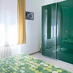 S177 - Sirolo, Trilocale In Centro Con Giardino سيرولو